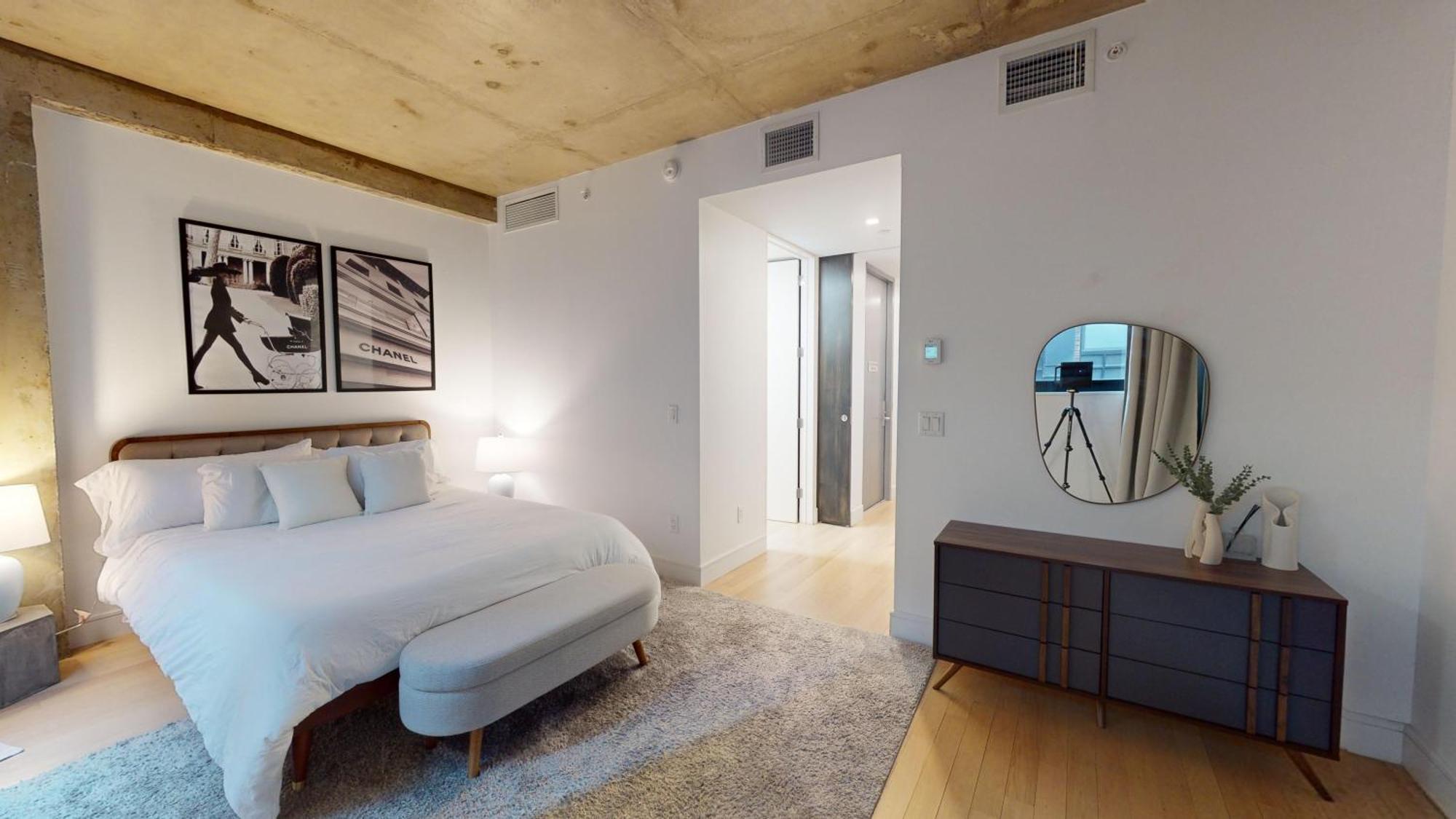 132 W 26th Street #7 Apartment *